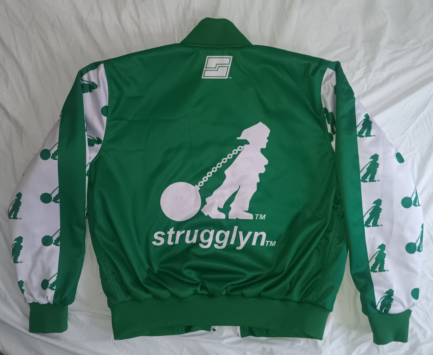 Signature Jacket w Pattern